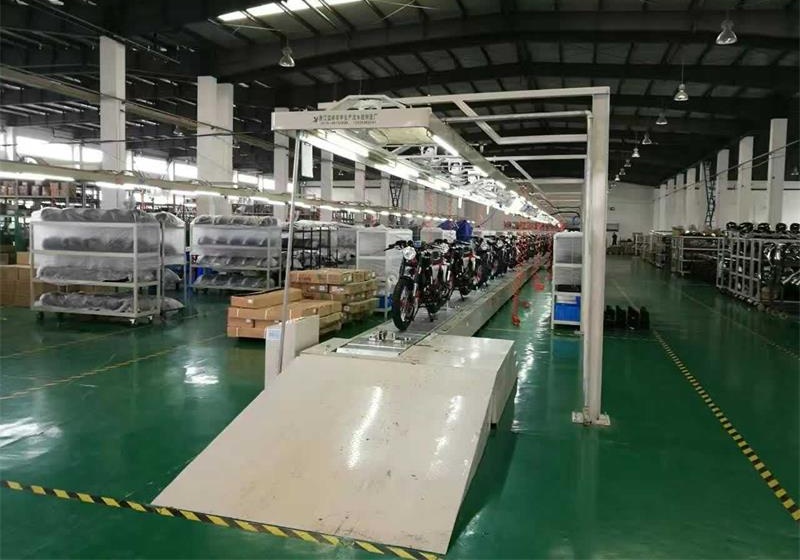 電動(dòng)車流水線